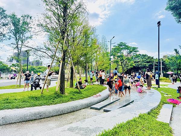 ★桃園親子景點推薦★桃園最新特色遊戲場『桃園第一河濱公園』, ★桃園親子景點推薦★桃園最新特色遊戲場『桃園第一河濱公園』,