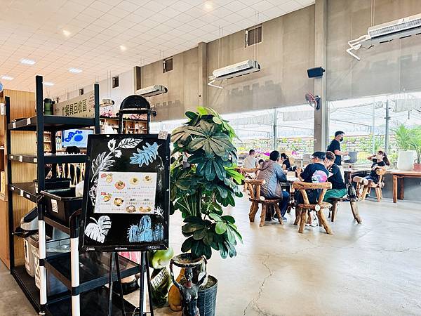 ★彰化親子景點推薦★免門票、免費停車『埔茂花市』超佛心親子景 ★彰化親子景點推薦★免門票、免費停車『埔茂花市』超佛心親子景