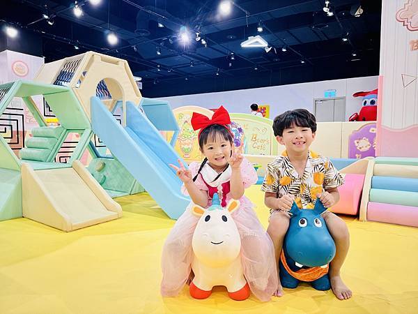 ★台北親子室內景點推薦★貝兒絲咖啡BEAR'S  CAFE  ★台北親子室內景點推薦★貝兒絲咖啡BEAR'S  CAFE