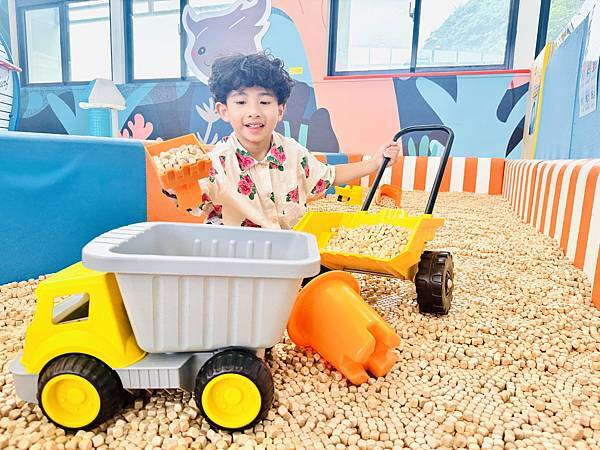 ★基隆親子景點推薦★中正室內兒童樂園,完全免費的超讚遊戲空間 ★基隆親子景點推薦★中正室內兒童樂園,完全免費的超讚遊戲空間