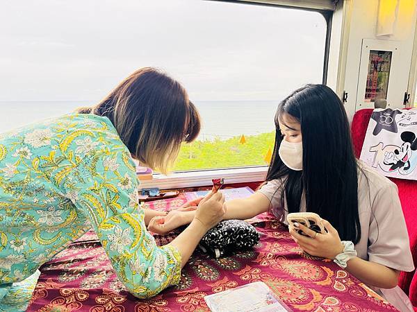 ★環島之星夢想號--迪士尼列車★ 全台最夢幻台鐵列車,環島一 ★環島之星夢想號--迪士尼列車★ 全台最夢幻台鐵列車,環島一