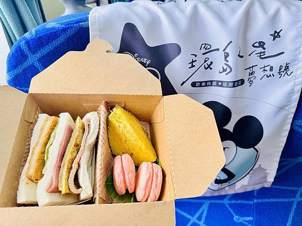 ★環島之星夢想號--迪士尼列車★ 全台最夢幻台鐵列車,環島一 ★環島之星夢想號--迪士尼列車★ 全台最夢幻台鐵列車,環島一