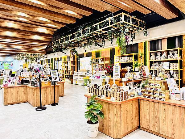 ★南投露營住宿推薦★『水与松森林莊園』免裝備豪華露營,絕美的 ★南投露營住宿推薦★『水与松森林莊園』免裝備豪華露營,絕美的