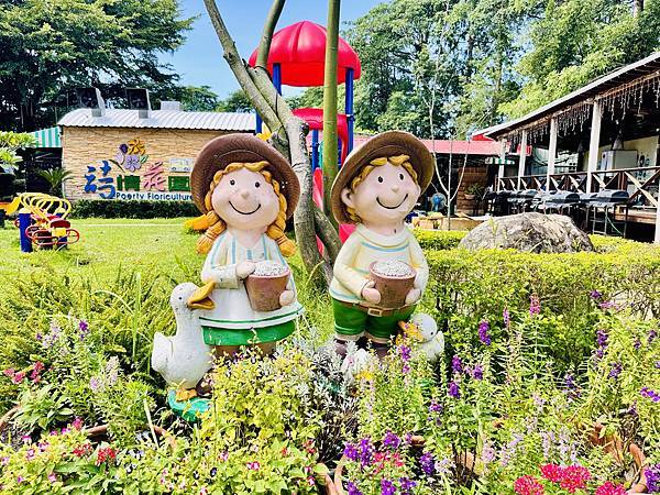 ★嘉義露營住宿推薦★『詩情花園渡假村』一泊二食豪華露營車只要 ★嘉義露營住宿推薦★『詩情花園渡假村』一泊二食豪華露營車只要