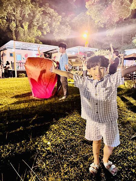 ★嘉義露營住宿推薦★『詩情花園渡假村』一泊二食豪華露營車只要 ★嘉義露營住宿推薦★『詩情花園渡假村』一泊二食豪華露營車只要