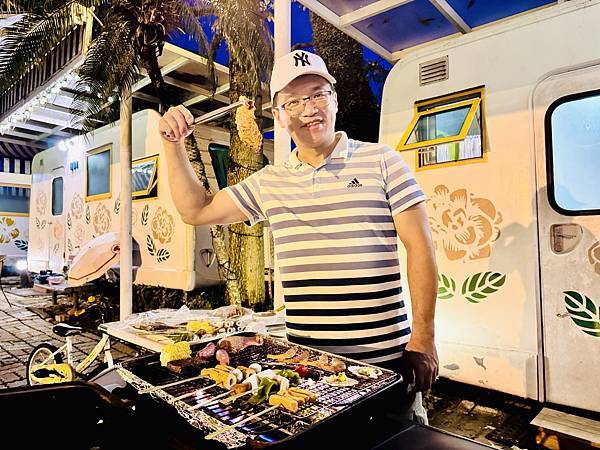 ★嘉義露營住宿推薦★『詩情花園渡假村』一泊二食豪華露營車只要 ★嘉義露營住宿推薦★『詩情花園渡假村』一泊二食豪華露營車只要