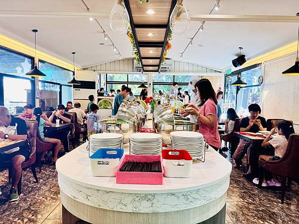 ★嘉義露營住宿推薦★『詩情花園渡假村』一泊二食豪華露營車只要 ★嘉義露營住宿推薦★『詩情花園渡假村』一泊二食豪華露營車只要