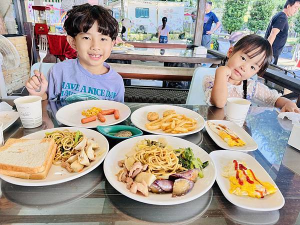 ★嘉義露營住宿推薦★『詩情花園渡假村』一泊二食豪華露營車只要 ★嘉義露營住宿推薦★『詩情花園渡假村』一泊二食豪華露營車只要