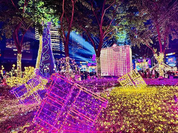 ★新北景點活動推薦★2024新北歡樂耶誕城,超絢麗的魔幻之城 ★新北景點活動推薦★2024新北歡樂耶誕城,超絢麗的魔幻之城