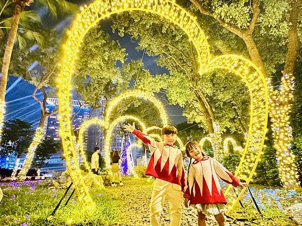 ★新北景點活動推薦★2024新北歡樂耶誕城,超絢麗的魔幻之城 ★新北景點活動推薦★2024新北歡樂耶誕城,超絢麗的魔幻之城