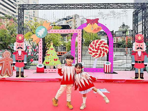 ★新北景點活動推薦★2024新北歡樂耶誕城,超絢麗的魔幻之城 ★新北景點活動推薦★2024新北歡樂耶誕城,超絢麗的魔幻之城