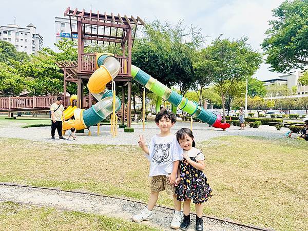 ★嘉義親子景點推薦★超萌青蛙主題『文化公園-諸羅樹蛙遊戲場』 ★嘉義親子景點推薦★超萌青蛙主題『文化公園-諸羅樹蛙遊戲場』