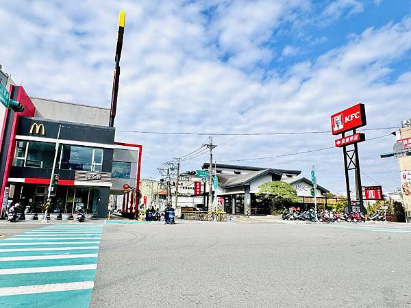 ★桃園親子景點推薦★桃園最新特色公園『龍潭運動公園』全面翻新 ★桃園親子景點推薦★桃園最新特色公園『龍潭運動公園』全面翻新