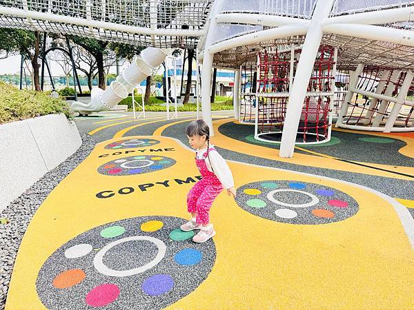 ★桃園親子景點推薦★桃園最新特色公園『龍潭運動公園』全面翻新 ★桃園親子景點推薦★桃園最新特色公園『龍潭運動公園』全面翻新