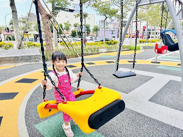 ★桃園親子景點推薦★桃園最新特色公園『龍潭運動公園』全面翻新 ★桃園親子景點推薦★桃園最新特色公園『龍潭運動公園』全面翻新