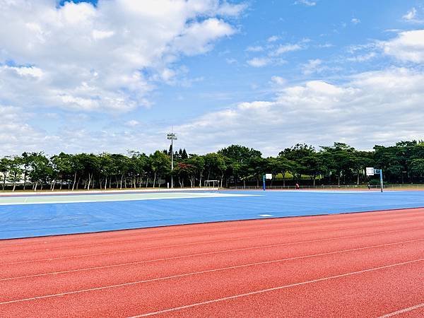 ★桃園親子景點推薦★桃園最新特色公園『龍潭運動公園』全面翻新 ★桃園親子景點推薦★桃園最新特色公園『龍潭運動公園』全面翻新