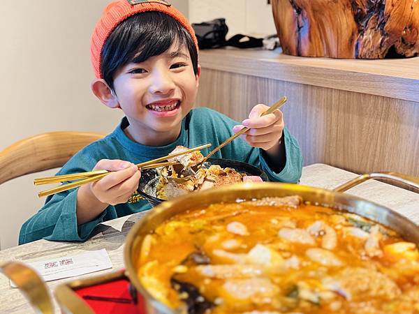 ★嘉義美食推薦★超人氣林聰明沙鍋魚頭推出『聰明鍋』個人小火鍋 ★嘉義美食推薦★超人氣林聰明沙鍋魚頭推出『聰明鍋』個人小火鍋
