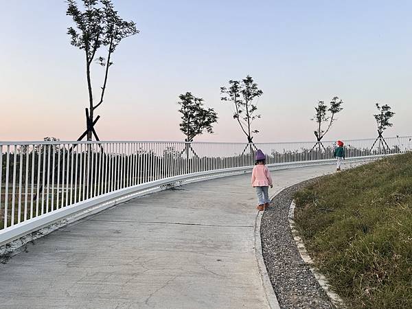 ★嘉義親子景點推薦★嘉義最新遊戲場,『永慶紀念公園』斥資上億 ★嘉義親子景點推薦★嘉義最新遊戲場,『永慶紀念公園』斥資上億
