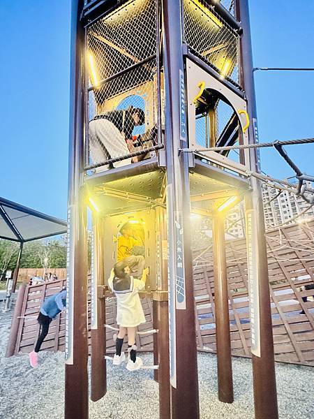 ★台中親子景點推薦★台中最新『梧棲漁寮公園』海線首座戲水航海 ★台中親子景點推薦★台中最新『梧棲漁寮公園』海線首座戲水航海