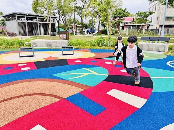 ★桃園親子景點推薦★最新旗艦遊戲場『八德楓樹腳公園』,有16 ★桃園親子景點推薦★最新旗艦遊戲場『八德楓樹腳公園』,有16