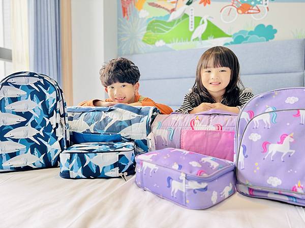 ★育兒好物開箱★ Wildkin 入學三寶推薦:夢幻睡袋、兒 ★育兒好物開箱★ Wildkin 入學三寶推薦:夢幻睡袋、兒