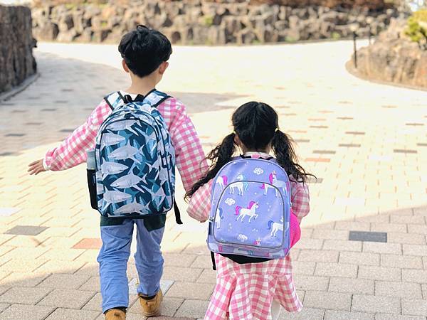 ★育兒好物開箱★ Wildkin 入學三寶推薦:夢幻睡袋、兒 ★育兒好物開箱★ Wildkin 入學三寶推薦:夢幻睡袋、兒