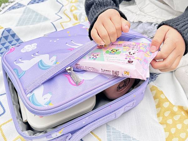 ★育兒好物開箱★ Wildkin 入學三寶推薦:夢幻睡袋、兒 ★育兒好物開箱★ Wildkin 入學三寶推薦:夢幻睡袋、兒