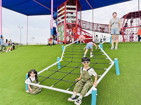 ★彰化親子景點推薦★全新2.0社頭公園新登場,全台唯一織襪主 ★彰化親子景點推薦★全新2.0社頭公園新登場,全台唯一織襪主