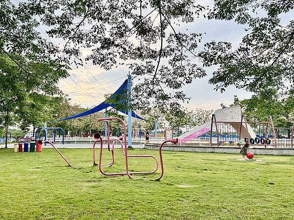 ★彰化親子景點推薦★全新2.0『 社頭公園 』新登場,全台唯 ★彰化親子景點推薦★全新2.0『 社頭公園 』新登場,全台唯