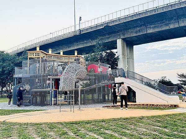 ★彰化親子景點★彰化最新特色公園『彰化景觀公園』, ★彰化親子景點★彰化最新特色公園『彰化景觀公園』,