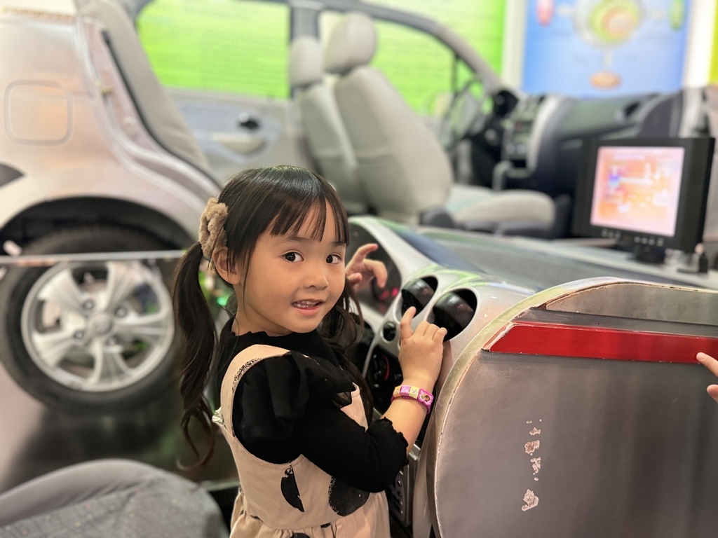 ★桃園親子景點推薦★『 台塑企業文化館 』七層樓免費玩,免門 ★桃園親子景點推薦★『 台塑企業文化館 』七層樓免費玩,免門