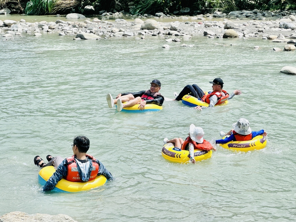 ★嘉義親子露營住宿推薦★『築夢森居』體驗一泊二食野奢露營車, ★嘉義親子露營住宿推薦★『築夢森居』體驗一泊二食野奢露營車,
