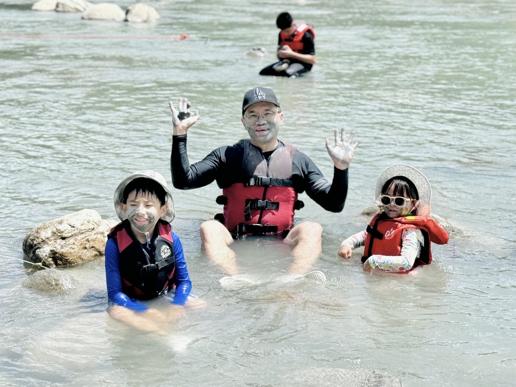 ★嘉義親子露營住宿推薦★『築夢森居』體驗一泊二食野奢露營車, ★嘉義親子露營住宿推薦★『築夢森居』體驗一泊二食野奢露營車,