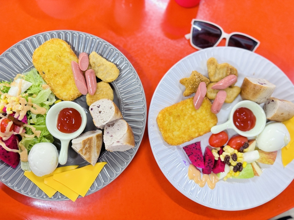 ★嘉義親子露營住宿推薦★『築夢森居』體驗一泊二食野奢露營車, ★嘉義親子露營住宿推薦★『築夢森居』體驗一泊二食野奢露營車,