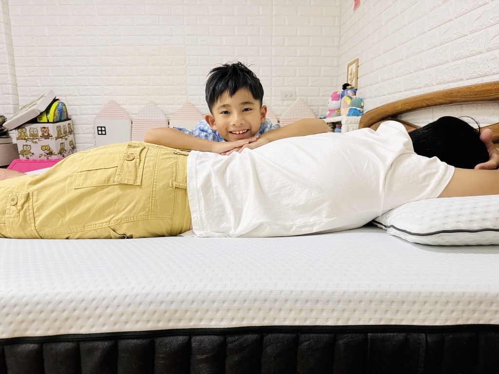 ★好物推薦★睡眠品質全面升級!德國Emma石墨烯黑鑽床墊&D ★好物推薦★睡眠品質全面升級!德國Emma石墨烯黑鑽床墊&D