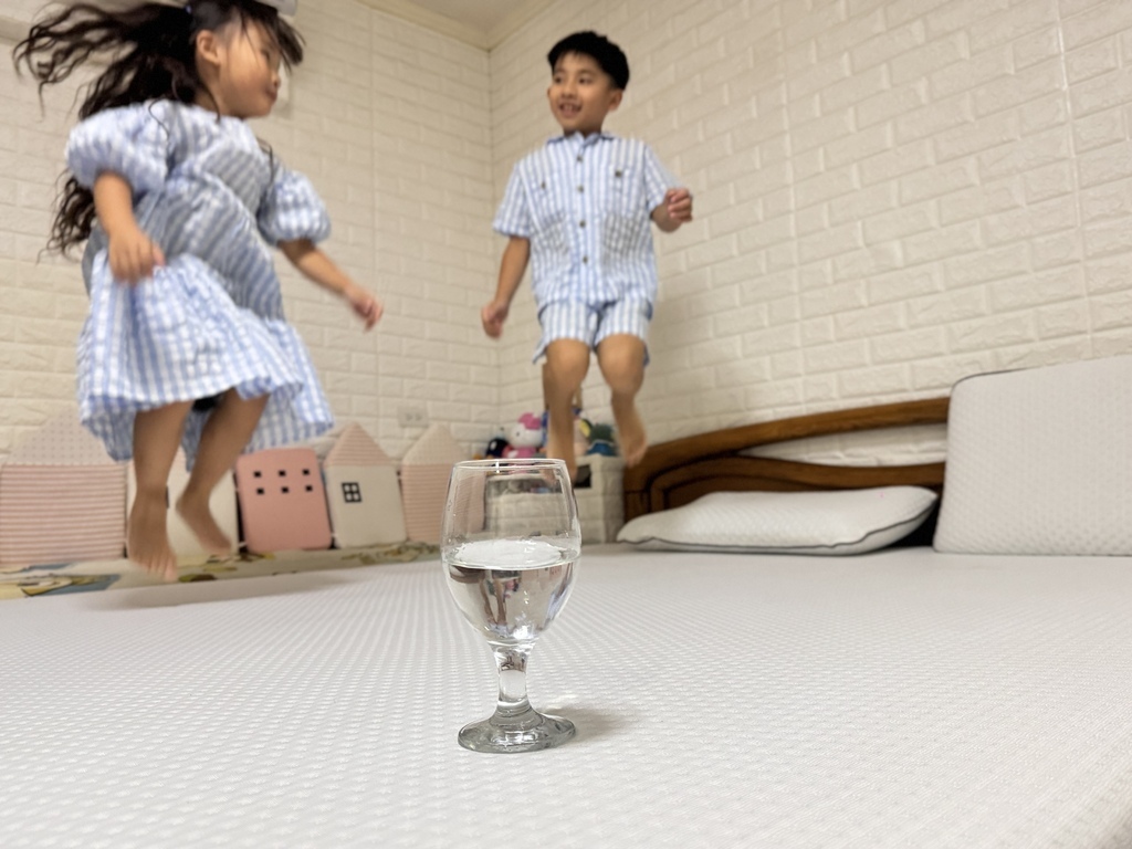 ★好物推薦★睡眠品質全面升級!德國Emma石墨烯黑鑽床墊&D ★好物推薦★睡眠品質全面升級!德國Emma石墨烯黑鑽床墊&D