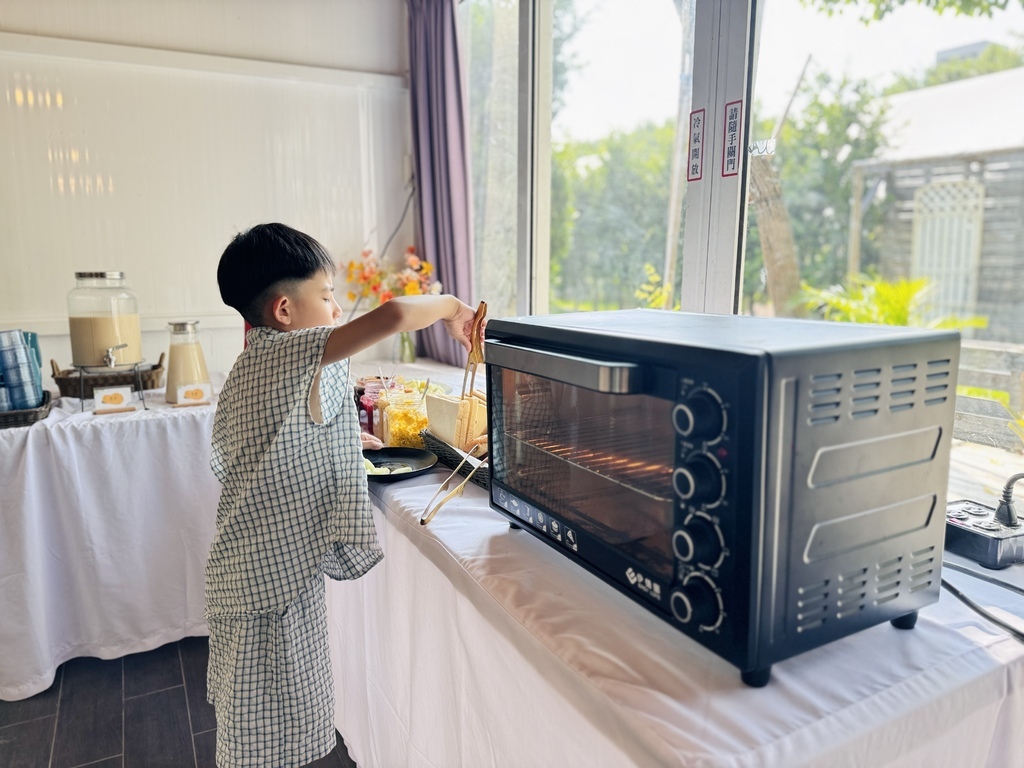 ★彰化親子露營推薦★哈比雪兒豪華懶人露營,一泊二食 ★彰化親子露營推薦★哈比雪兒豪華懶人露營,一泊二食