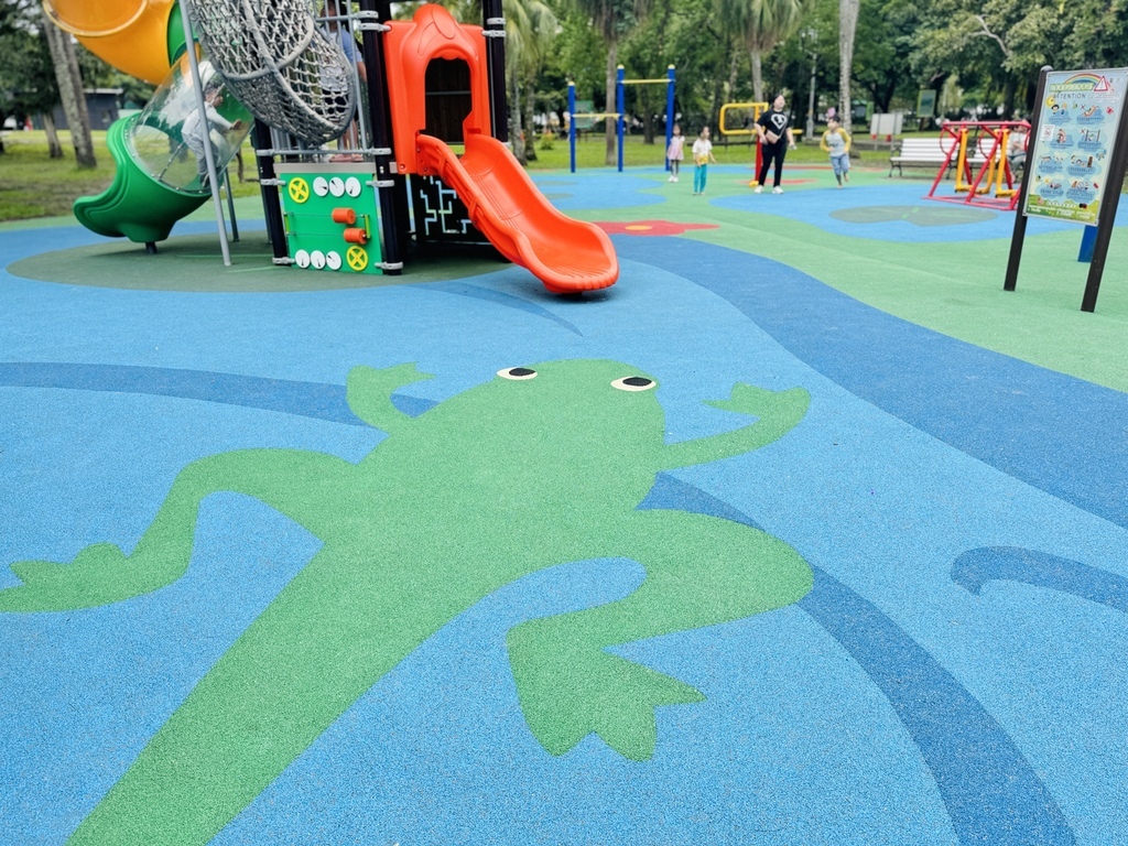 ★宜蘭親子景點推薦★宜蘭中山公園2.0全新登場,青蛙主題遊戲 ★宜蘭親子景點推薦★宜蘭中山公園2.0全新登場,青蛙主題遊戲