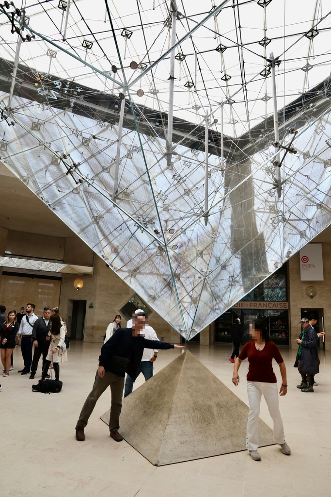 法國 巴黎 羅浮宮 米洛的維納斯 蒙娜麗莎的微笑 薩莫色雷斯 法國 巴黎 羅浮宮 米洛的維納斯 蒙娜麗莎的微笑 薩莫色雷斯