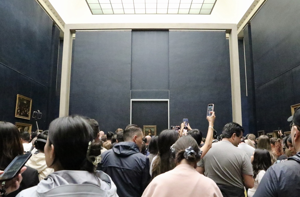 法國 巴黎 羅浮宮 米洛的維納斯 蒙娜麗莎的微笑 薩莫色雷斯 法國 巴黎 羅浮宮 米洛的維納斯 蒙娜麗莎的微笑 薩莫色雷斯