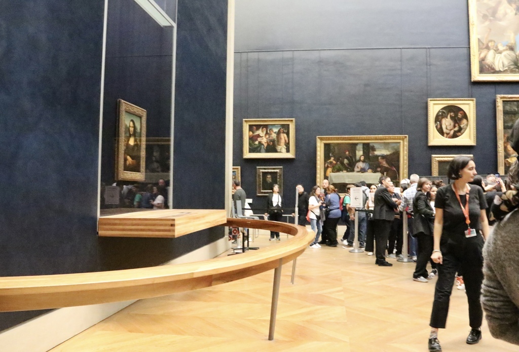 法國 巴黎 羅浮宮 米洛的維納斯 蒙娜麗莎的微笑 薩莫色雷斯 法國 巴黎 羅浮宮 米洛的維納斯 蒙娜麗莎的微笑 薩莫色雷斯