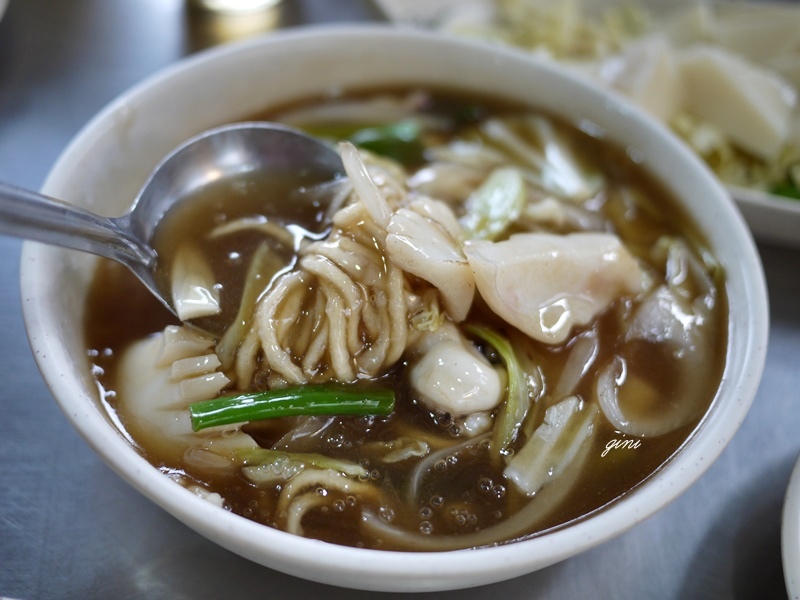 [食.高雄] 阿美海產店,熱炒100慶生也不賴