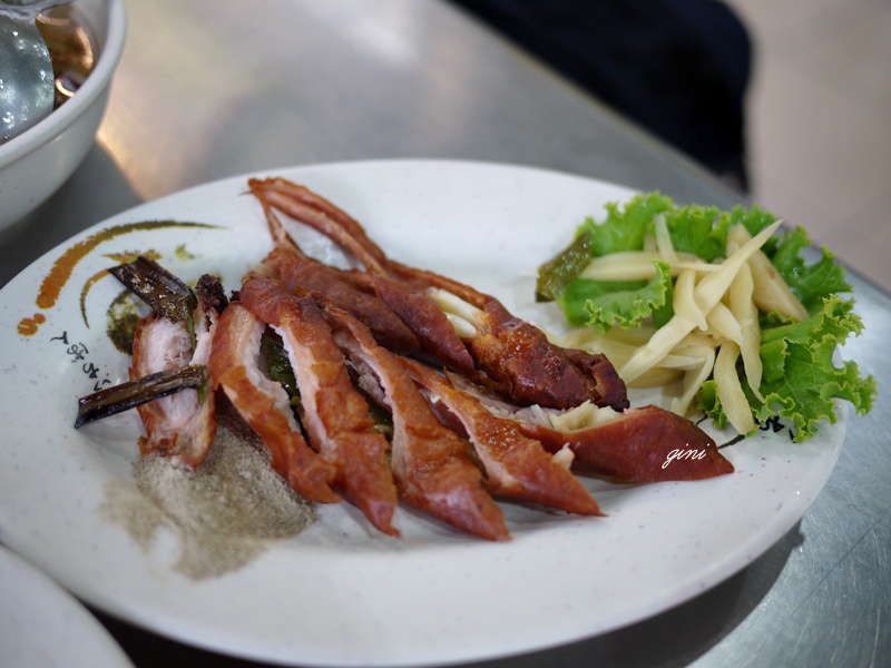 [食.高雄] 阿美海產店,熱炒100慶生也不賴