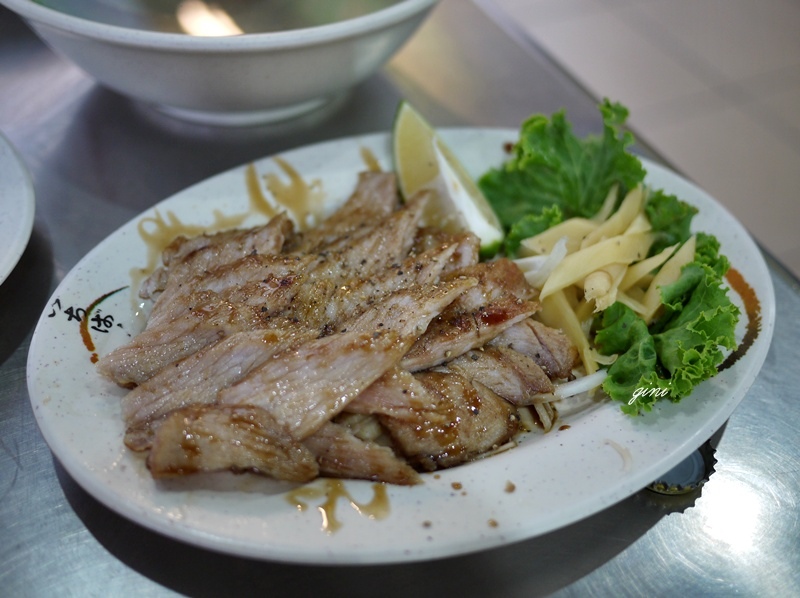 [食.高雄] 阿美海產店,熱炒100慶生也不賴
