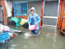 水淹及膝 雲沿海鄉鎮叫苦.jpg