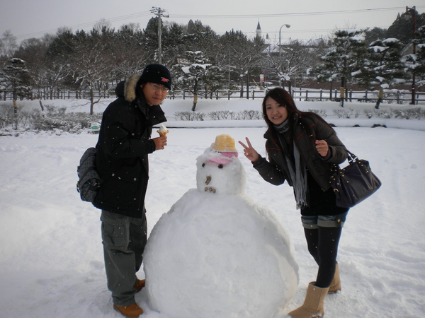 又見雪人