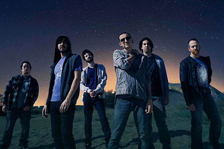 linkin-park-456pg090210.jpg