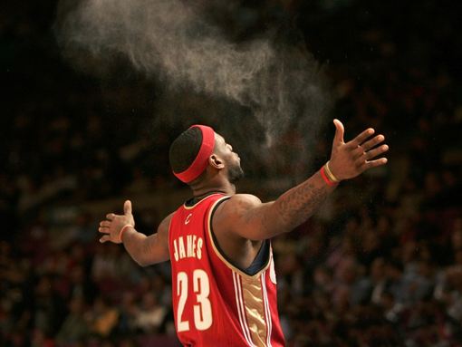lebron-king-james-roi-parquets