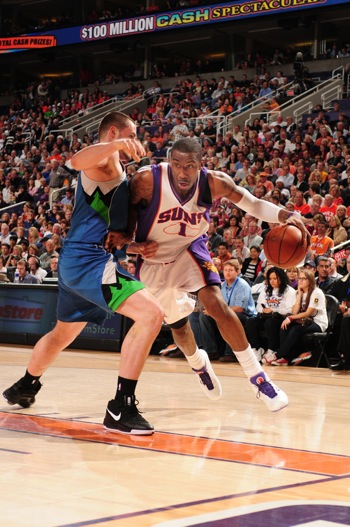 twolves_suns_Amare