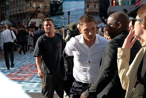 35989_438867876498_2032230_n